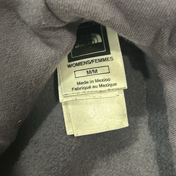 North Face Hoodie - Picture 7 of 9